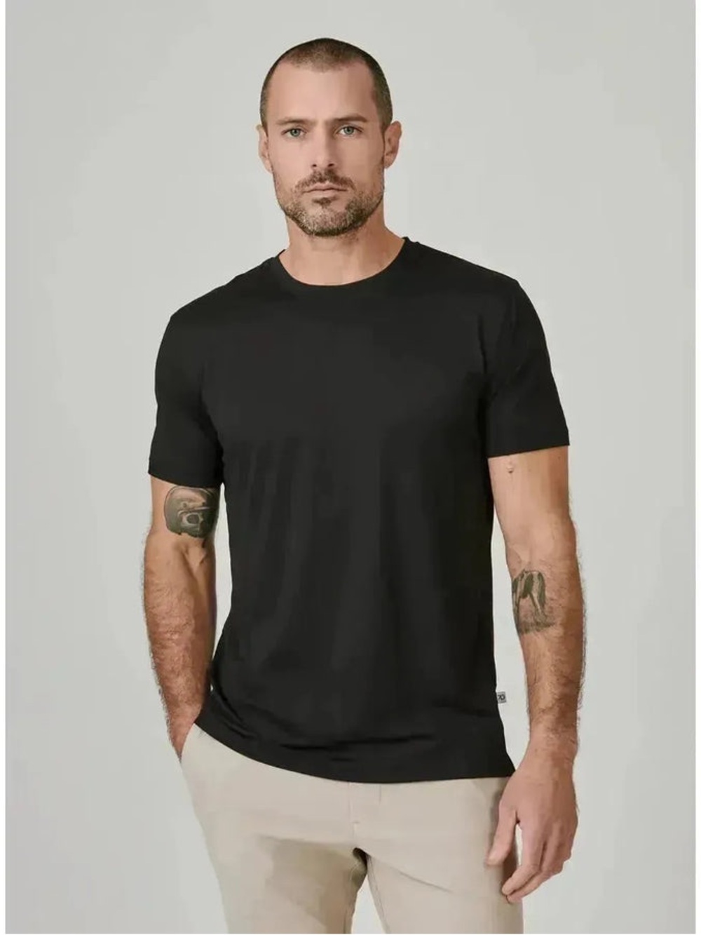 Alternative Apparel Men's Classic Black Crew Neck T-Shirt
